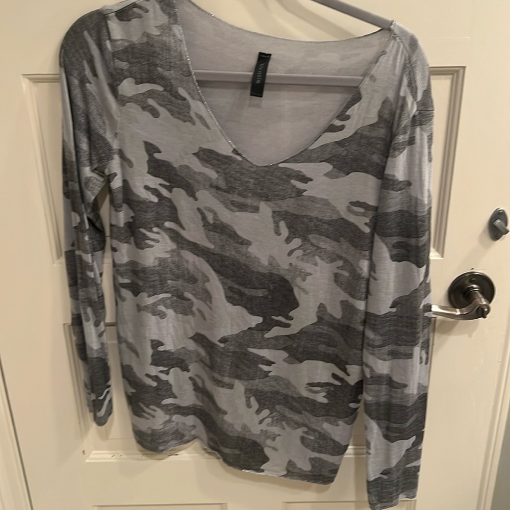 Grey camp sweater with metallic trim on v neck